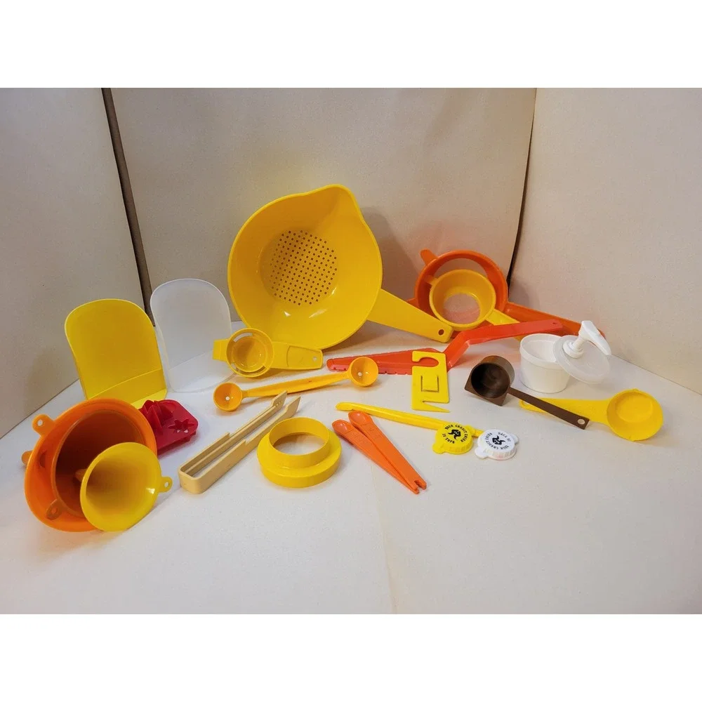 Vintage Tupperware Kitchen Gadget Lot 20+ Pcs Colander Egg Separator Toast Tongs